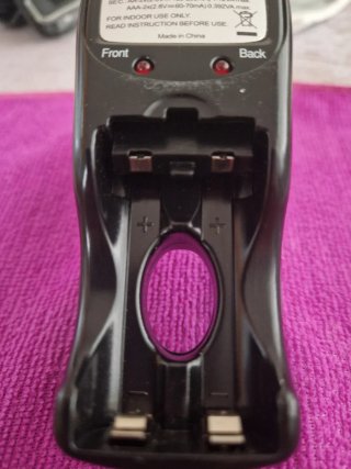 Cargador para dos diferentes