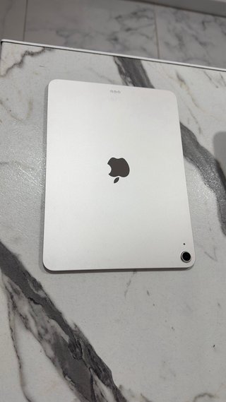 iPad Air M3 11 128GB Argento - Batteria 100%