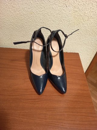 Zapatos de tacón azul fiesta tipo Charol