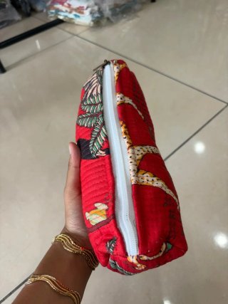 Estuche estampado de tela