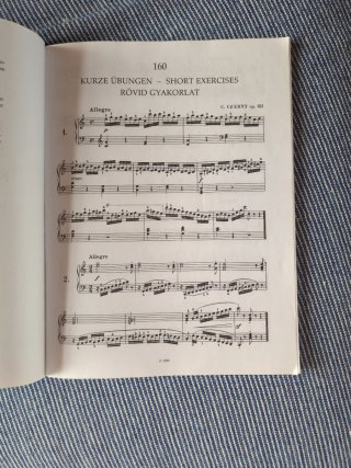 Czerny 160 Op. 821 para piano