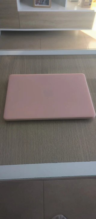 MacBook Air M2 13,6 2022