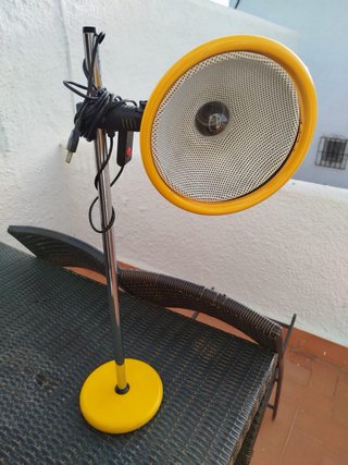 Lampada da terra vintage Fase argento e giallo
