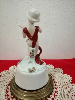 Carillon vintage con figura musicale