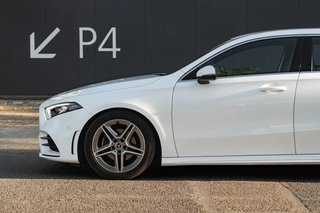 MERCEDES A 180 2023