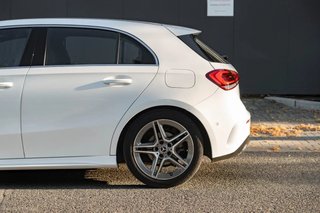 MERCEDES A 180 2023