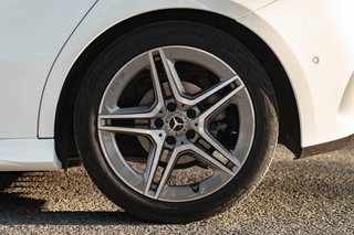 MERCEDES A 180 2023