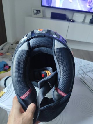 Casco HJC RPHA 11 Venom
