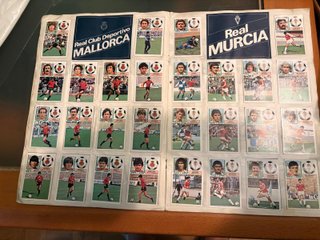 Álbum Liga 83-84 1ª División Cromos