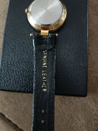 Reloj Jordan Watch dorado y negro mujer