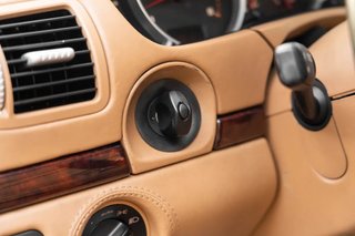 Porsche Cayenne S VAE00 2004