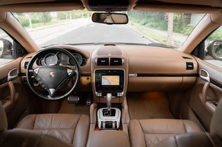 Porsche Cayenne S VAE00 2004