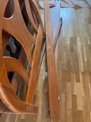 Cama individual de madera