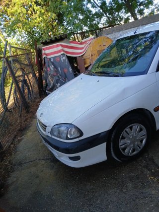 Toyota Avensis 1998
