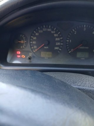 Toyota Avensis 1998