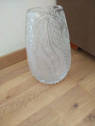 Jarrón de cristal tallado