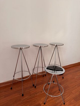 Chrome Nuta Stool