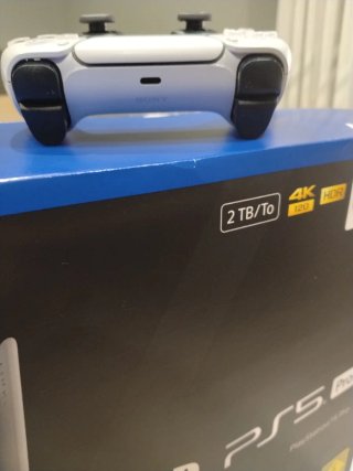 PS5 PRO 2TB + Mando + Caja Original