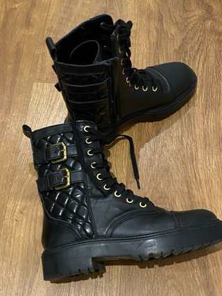 Botines de piel