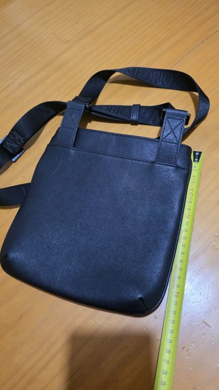 Bandolera Emporio Armani original negra – impecabl