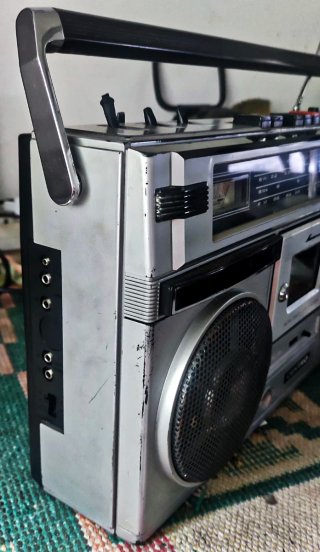 Radio Cassette Centro Plata