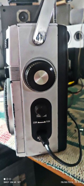 Radio Cassette Centro Plata