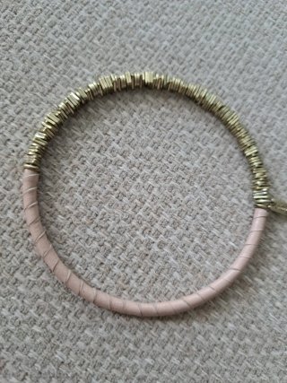 Pulseras Rígidas Bimba y Lola Doradas y Rosas