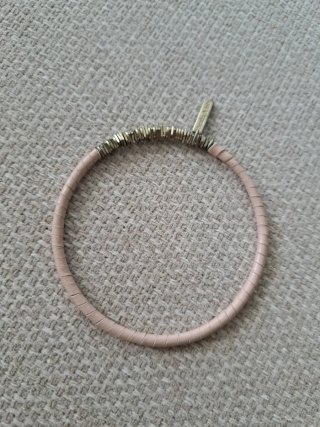 Pulseras Rígidas Bimba y Lola Doradas y Rosas