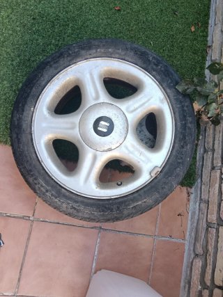 Llanta SEAT 195/65 R15