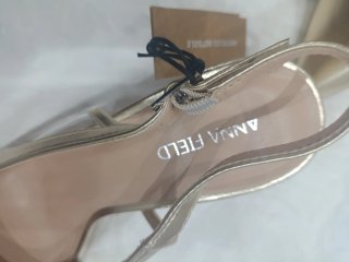 Scarpe Chanel oro