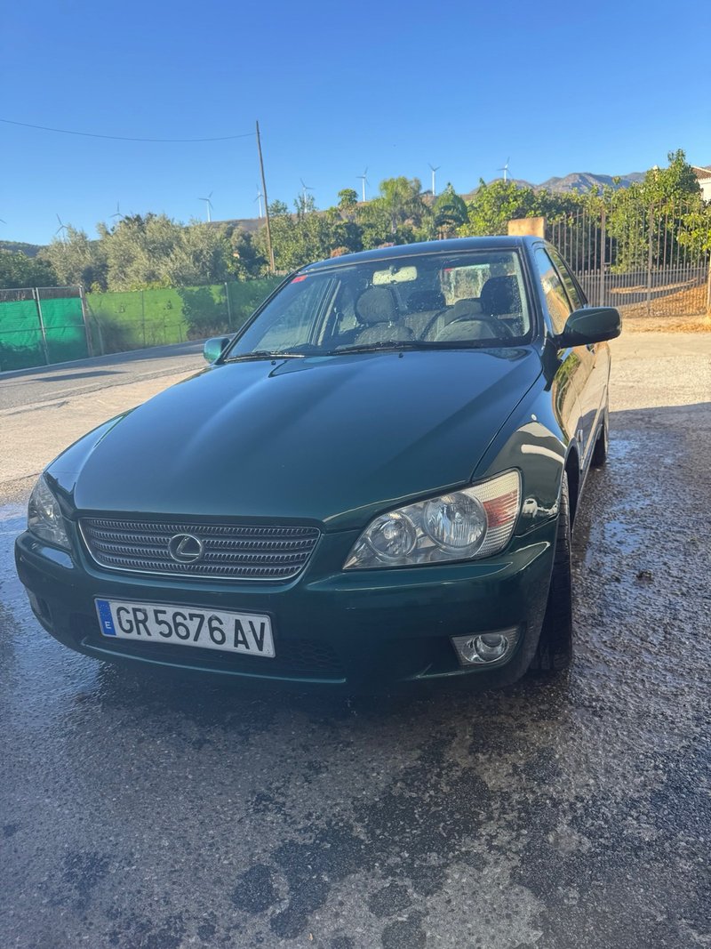 Lexus IS 2003 - foto 1