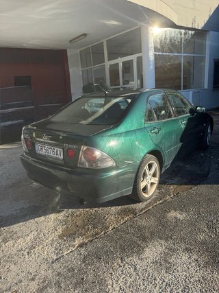 Lexus IS 2003