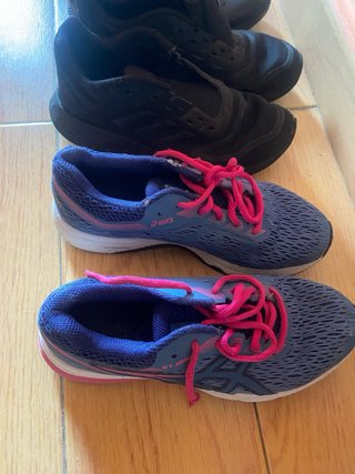 Lote zapatillas y botas de agua