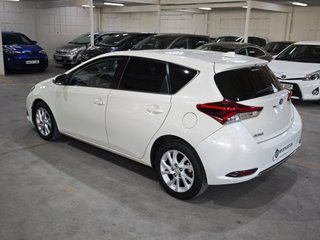 Toyota Auris 1.8 140H Hybrid Active
