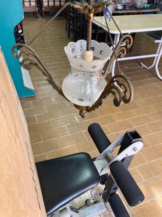 Candeeiro suspenso vintage dourado