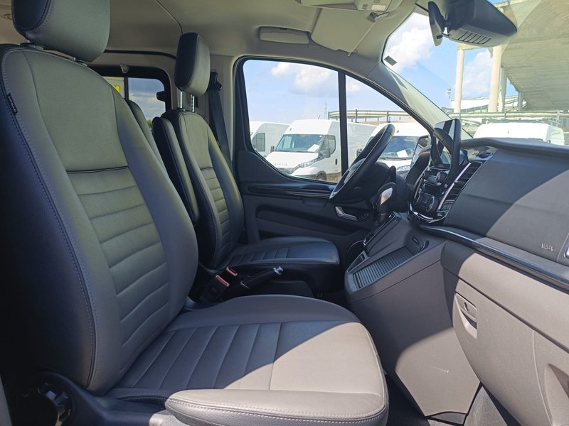 Ford Transit Custom 2020, foto 12
