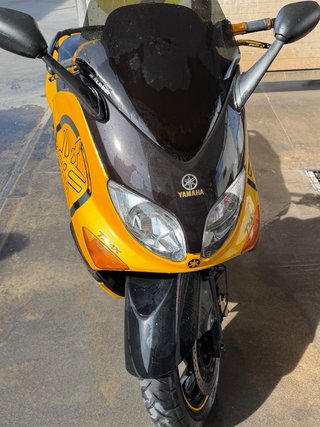 Yamaha TMAX