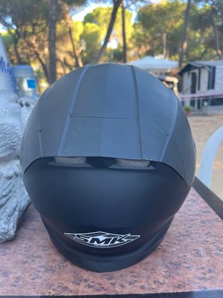 Casco Moto SMK Negro con Visera