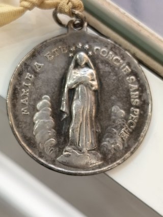 Antigua Medalla Religiosa de Plata Hijas de María