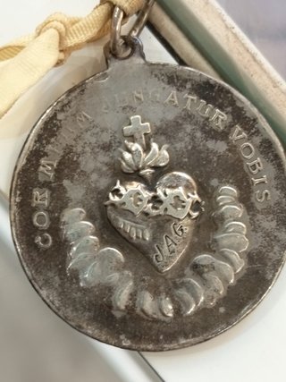 Antigua Medalla Religiosa de Plata Hijas de María