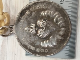 Antigua Medalla Religiosa de Plata Hijas de María