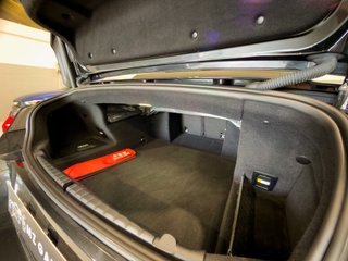 BMW M850i xDrive Cabrio · V8 530 CV · IVA DEDUCIBLE
