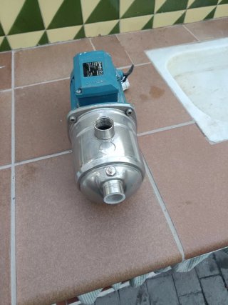 Bomba de agua Calpeda MXPM 204