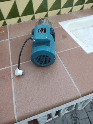 Bomba de agua Calpeda MXPM 204