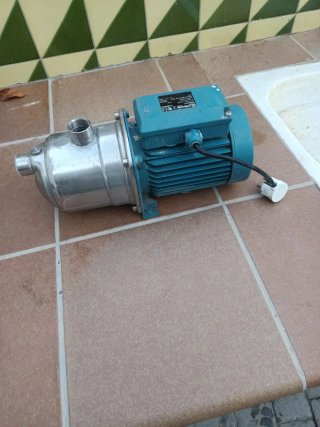 Bomba de agua Calpeda MXPM 204
