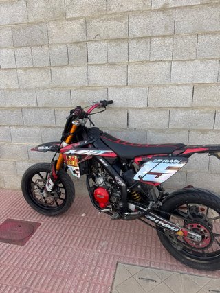 Rieju MRT Pro 49cc Supermotard 2023