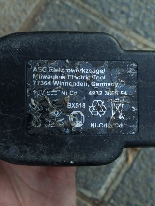 Taladro atornillador AEG