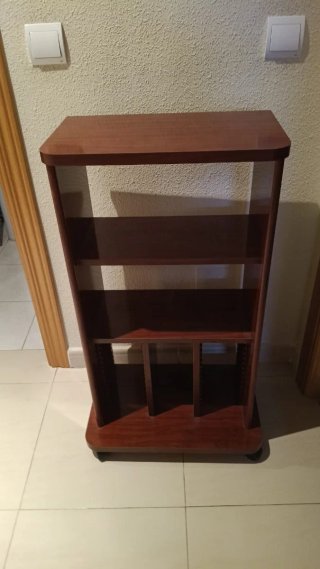 Mueble de madera estantería