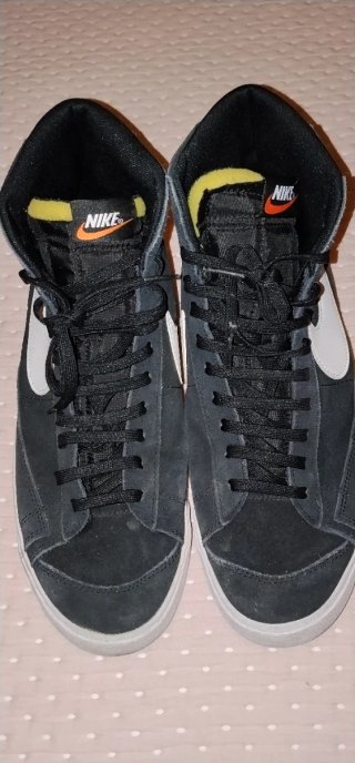 Nike Blazer Mid