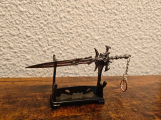 Llavero/colgante Frostmourne – Réplica WoW